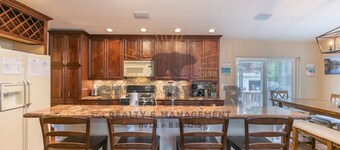 Newly remodel and spacious home (830SO)