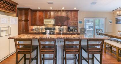 Newly remodel and spacious home (830SO)