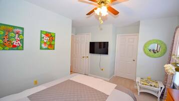 House, 3 Bedrooms | 3 bedrooms, iron/ironing board, free WiFi