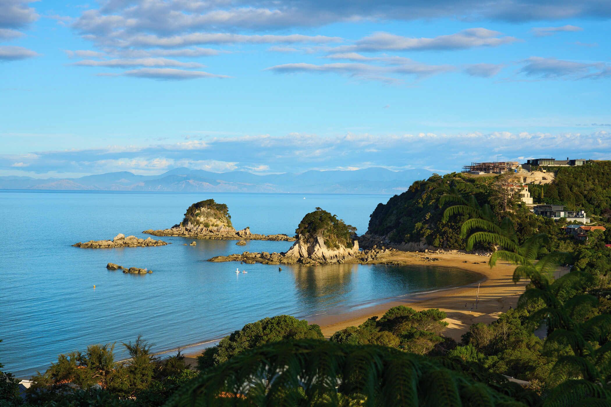 Beach nearby, beach towels