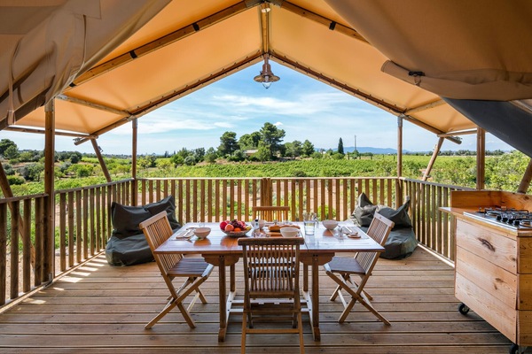 Comfort Tent (2) | Terrace/patio