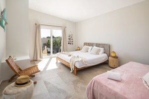 Deluxe-villa (2) | Lydisolering, weekendseng, gratis Wi-Fi, sengetøj
