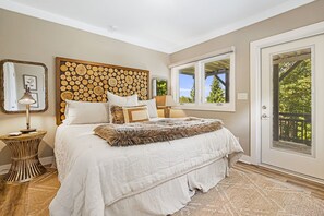 4 habitaciones, tabla de planchar con plancha y cuna de viaje 