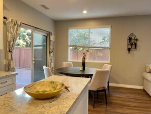 Dining - Cozy Home at Temecula 5B3B (Temecula)