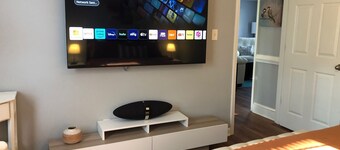 Beautiful Farmhouse near Atlanta Airport!