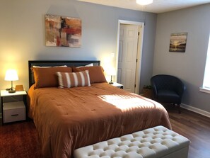 3 Schlafzimmer, Zimmersafe, Schreibtisch, Bügeleisen/Bügelbrett
