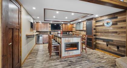 Love Lake - Gull Lake Chain | Entertain | Firepit