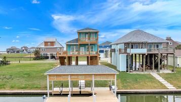 House, 3 Bedrooms | Exterior