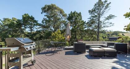 BREATHTAKING VIEWS Executive Lafayette Family Home