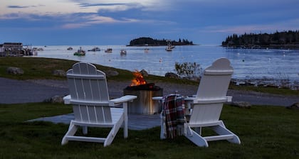 Waterfront Apartment w/ Private Deck