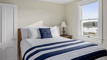 1 多间卧室、熨斗/熨衣板、上网接入、床单