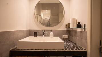 Haartrockner, Seife, Shampoo