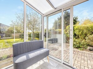 Terrace/patio - 1 bedroom accommodation in Stickford, near Spilsby (Stickford, near Spilsby)