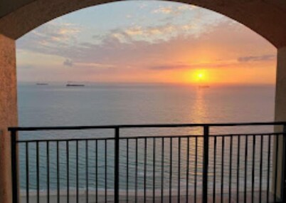 Marriott's BeachPlace Towers