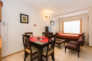 Living room - Cabaña Ribera del Pipo (Ushuaia)