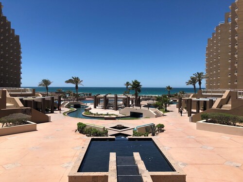 STUNNING, Newly Renovated, Oceanfront Condo- Sleeps 6.