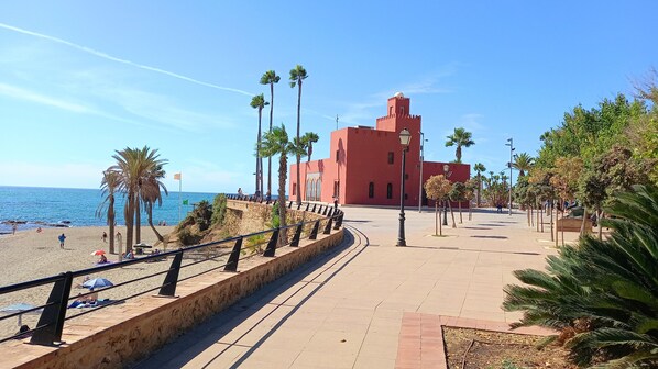 Sun loungers, beach towels