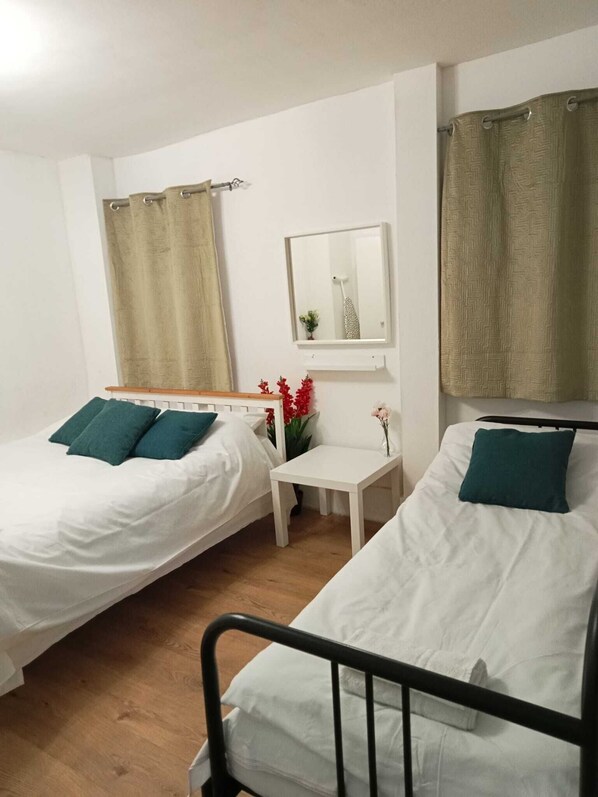 1 bedroom, iron/ironing board, WiFi, bed sheets