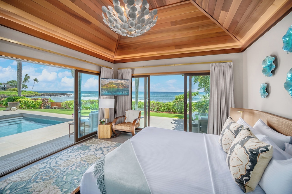 Kukui'ula Luxury Home Collection - CoralTree Residence Collection