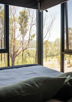 Juberra, One Bedroom, Off-Grid WanderPod | 1 dormitorio y ropa de cama de alta calidad