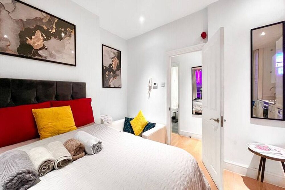 Lux Mayfair Suite near Oxford Street London Vrbo