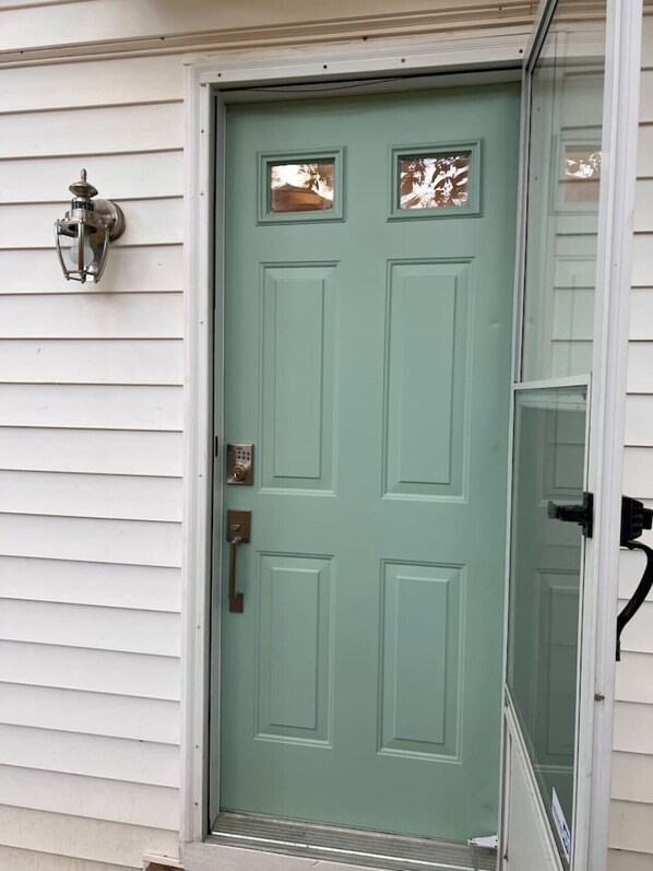 Exterior detail - Lux Studio W Kitchenette Pets are allowed (Beaufort)