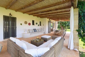 Terrace/patio - 3194 Masseria Il Carrubo by Perle di Puglia (Salve)