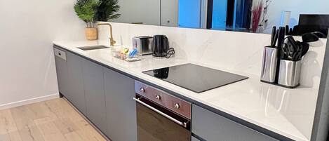 Microwave, oven, stovetop, dishwasher