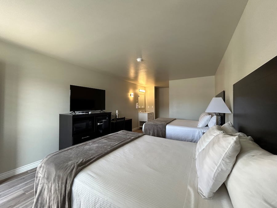 Standard Double Room | Premium bedding, desk, laptop workspace, blackout drapes