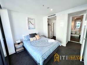 1 chambre, fer et planche à repasser, Wi-Fi gratuit