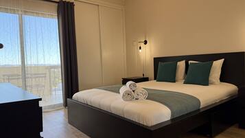 1 bedroom, iron/ironing board, Internet, bed sheets
