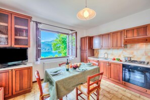 Dining - Casa Serena Park and Lake View (Pettenasco)