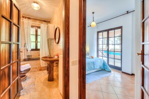 Family House, Multiple Bedrooms, Lakeside (Casa Serena park and Lake View) - Casa Serena Park and Lake View (Pettenasco)