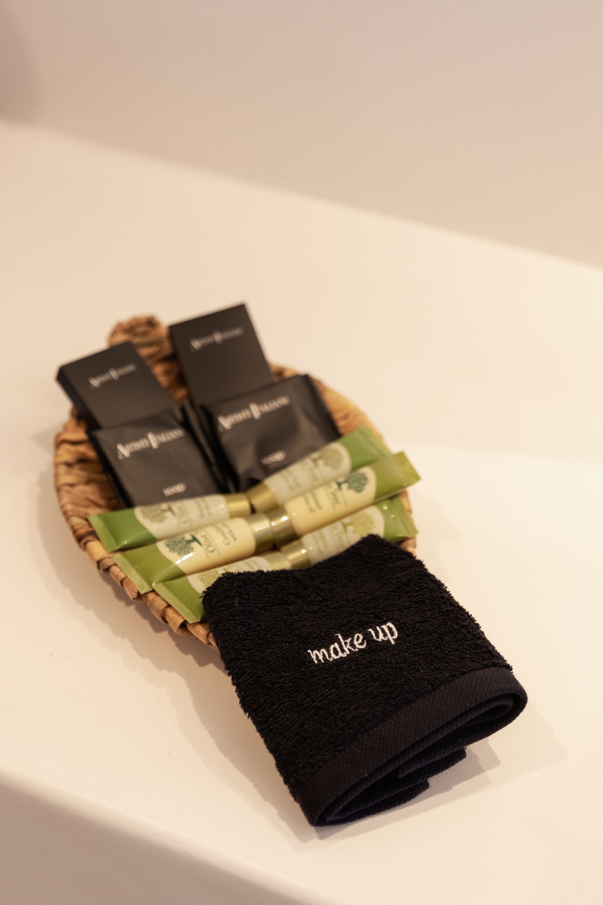 executive suite, sea view & pool view | desk, laptop workspace, soundproofing, free wifi