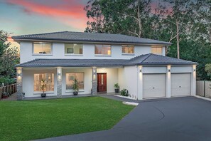 Exterior - Neogaia Bed & Breakfast (West Pennant Hills)