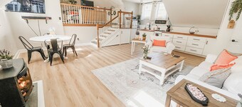 Cozy Comforts! Country living at its finest - just 10 min to downtown Middletown
