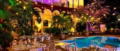 Piscina all'aperto