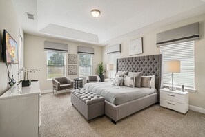 5 bedrooms, iron/ironing board, free WiFi, bed sheets