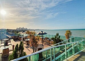 숙박 시설 구내