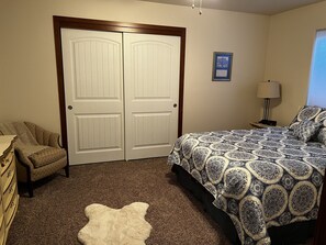 3 soverom, skrivebord, strykejern/-brett og wi-fi