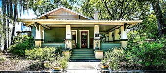 ★Award Winning★ Historic Craftsman Bungalow