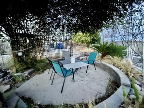 Terrace/patio - 17 Beds | Mini Scarface Mansion | HeartOfVegas | Pool | Walk to Park Nearby! (Las Vegas)
