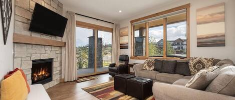 TV, fireplace, offices