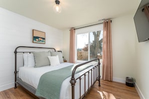 5 chambres, fer et planche Ă repasser, accĂšs au Wi-Fi (inclus)