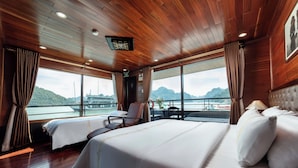 家庭小屋, 陽台, 海灣景觀 | 高級寢具、迷你吧、客房內保險箱、遮光布/窗簾