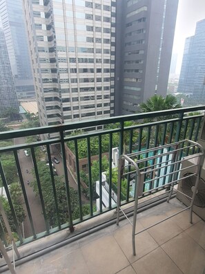 Property grounds - A Luxury Apartment in the CBD of Jakarta. (Jakarta Pusat)