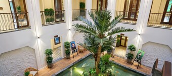 小綠洲 - 環保飯店及水療中心