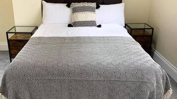 2 bedrooms, WiFi, bed sheets