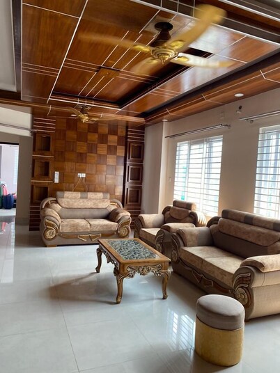 4 Beds Condo Holiday Home at Bashundhara, Dhaka