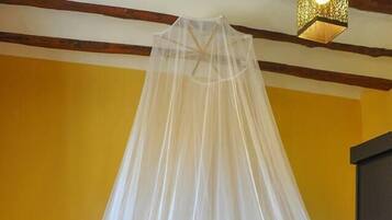 4 chambres, fer et planche Ă repasser, Wi-Fi, draps fournis